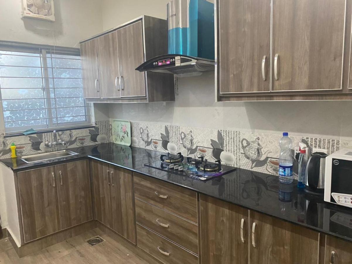 Grey Orchard Homestay - A Family Place Λαχόρη Εξωτερικό φωτογραφία
