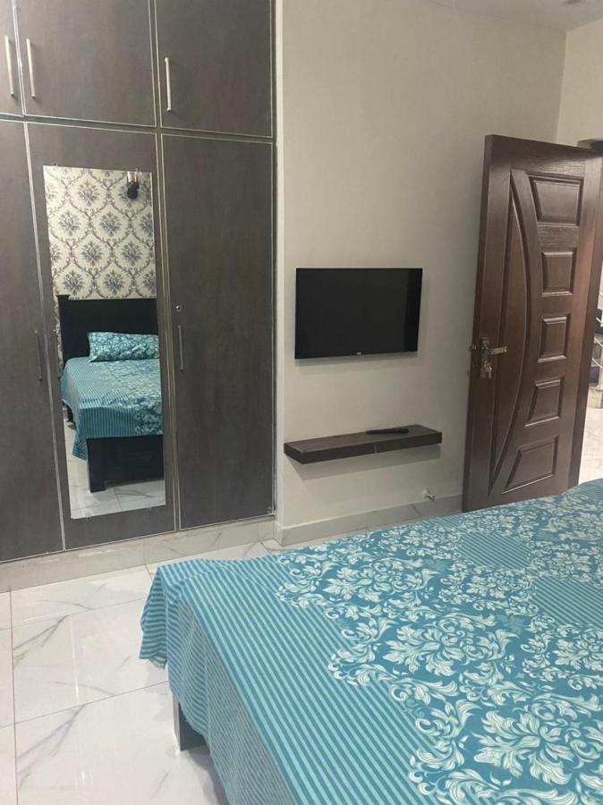 Grey Orchard Homestay - A Family Place Λαχόρη Εξωτερικό φωτογραφία